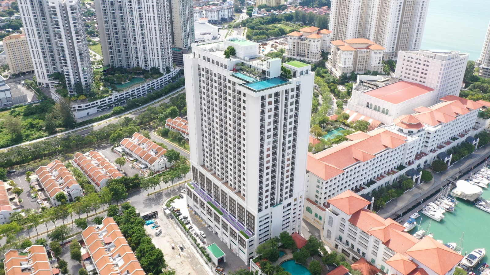 Straits Residences @ Seri Tanjung Pinang Retails Explore